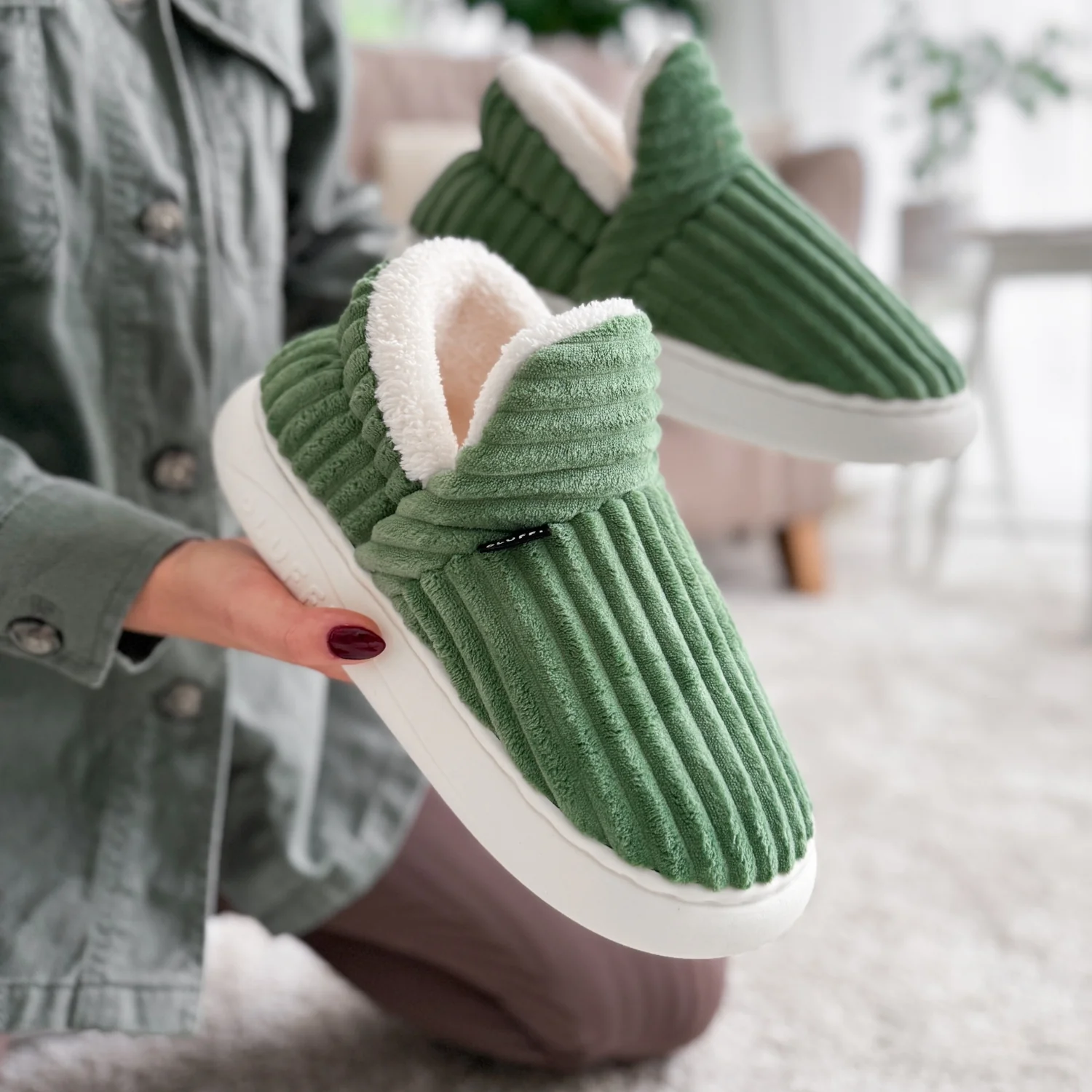 Pluffi Slippers™