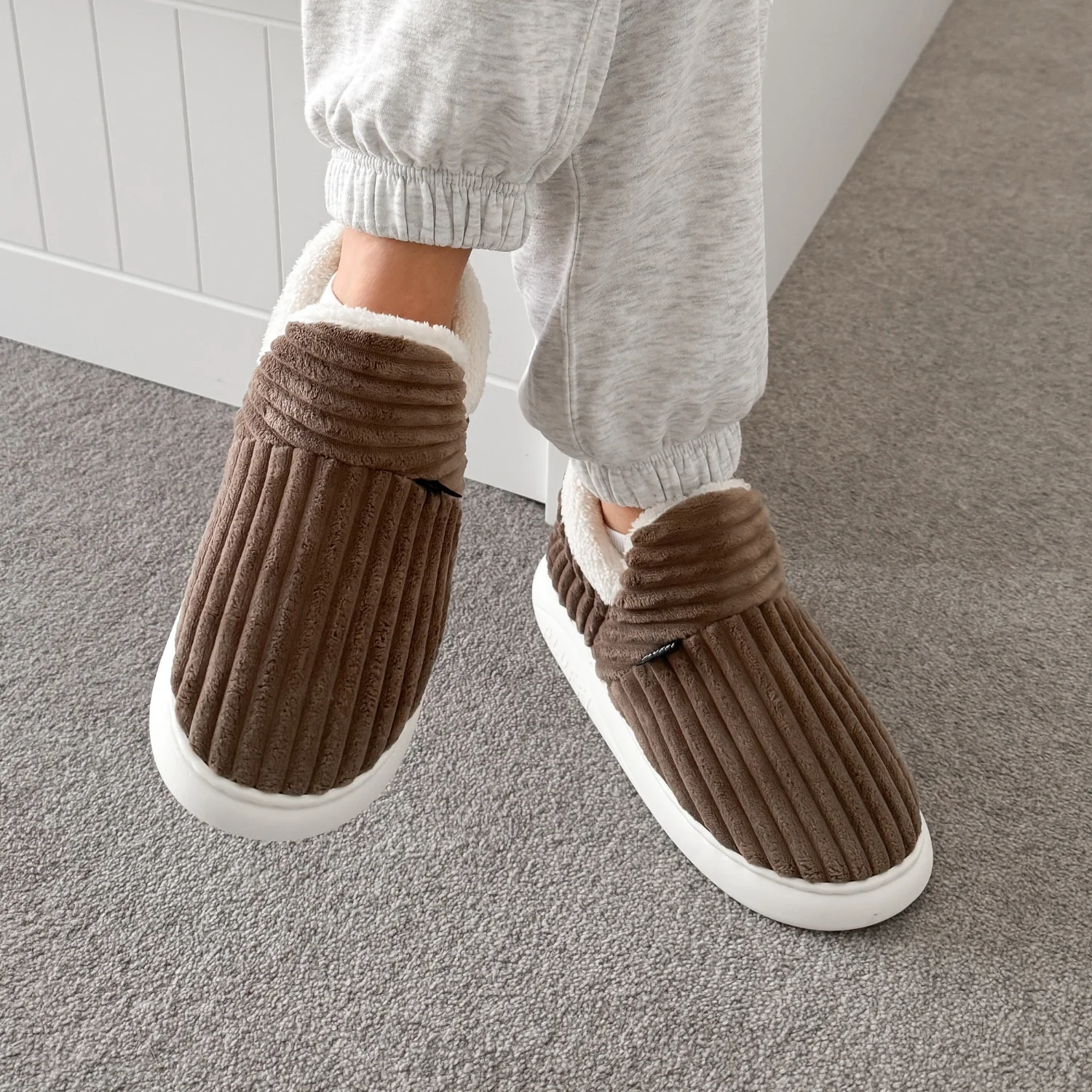 Pluffi Slippers™